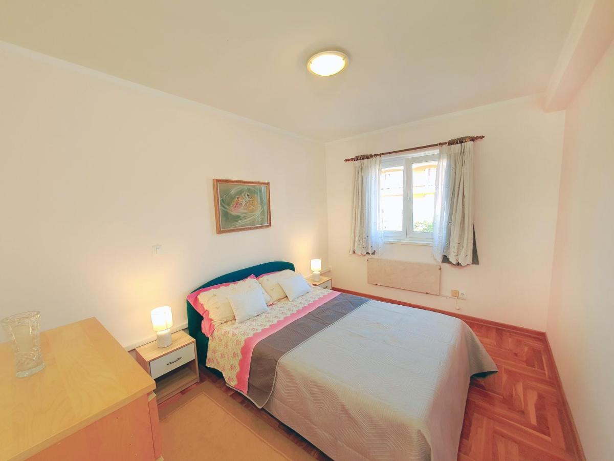 Panorama Apartment Tar-Vabriga Exterior photo